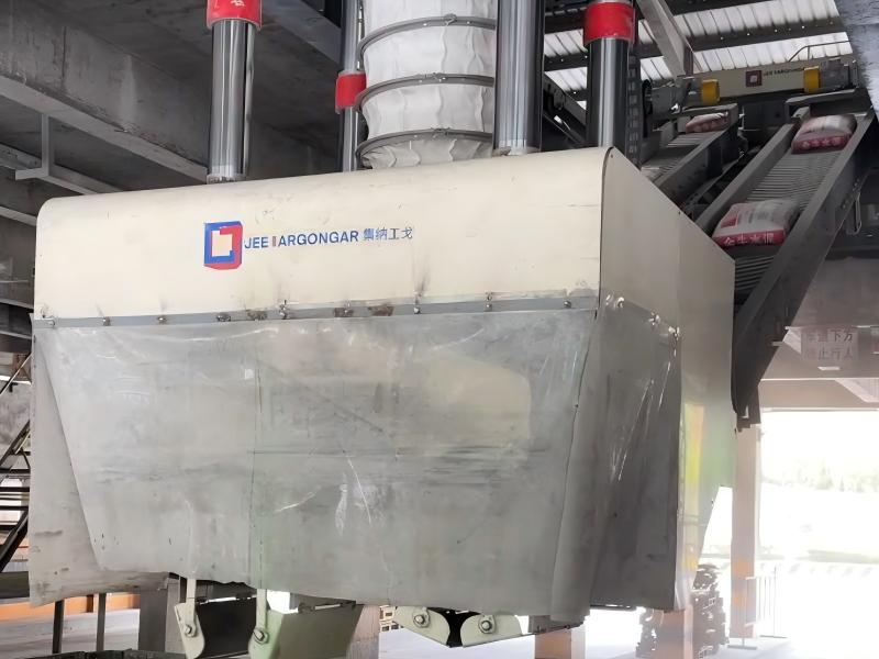 गाचन स्वचालित ट्रक लोडिंग मशीन: बोरीबंद सीमेंट और पाउडर उत्पादों के लिए बहुमुखी उच्च-गति लोडिंग सुविधा